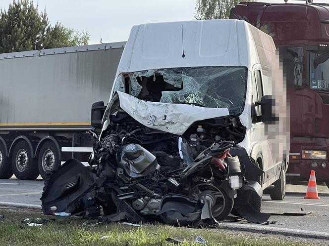 Nie żyje 30-letni motocyklista. Drogowa makabra na DK 50 pod Otwockiem