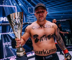 Mateusz Murański w klatce Fame MMA