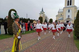 Wielkanocna parada Turków w Tryńczy