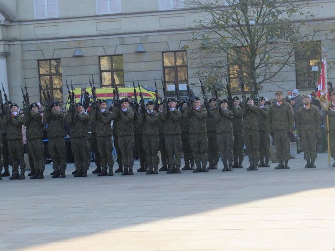 Święto Niepodległości w Lublinie. Setki mieszkańców świętowało na Placu Litewskim