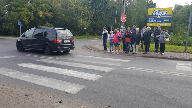 Blokada drogi przed wysypiskiem śmieci w Sosnowcu 