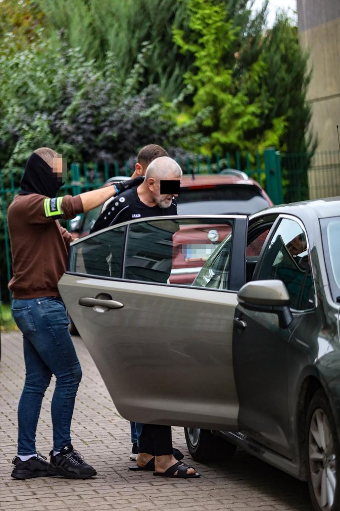 Makabra na grillu. Zadźgał pasierba, ranił partnerkę