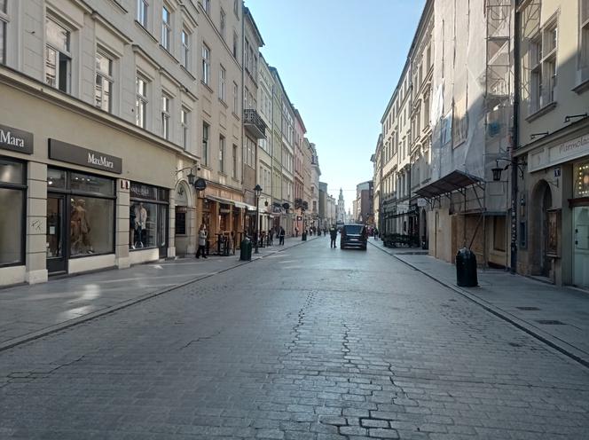 Kluby ze striptizem na Starym Mieście nielegalne. Jest orzeczenie NSA