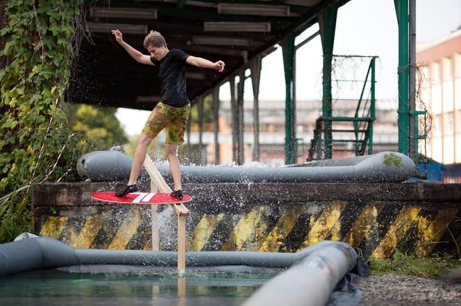  Już  w sobotę w Katowicach odbędą się  mistrzostwa w skimboardingu. Taka impreza będzie po raz pierwszy na Śląsku 