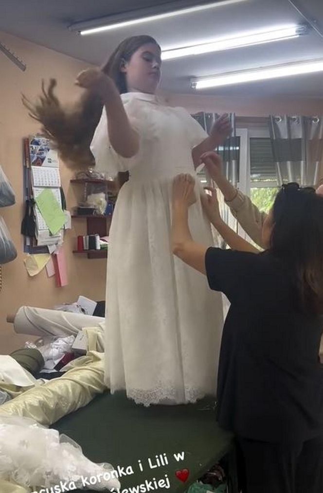 Roxie Węgiel krytykuje obyczaje komunijne