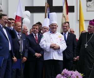  15 Edycja kremówki papieskiej. 