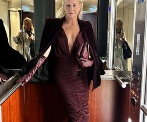 Pierwszy raz i od razu hit! Kożuchowska olśniła w bordowej kreacji