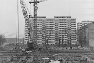 Budowa bloków między ul. Komandorską i Ślężną, 1972 r