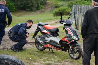 Pijany motocyklista uciekł przez las. Złapała go policja