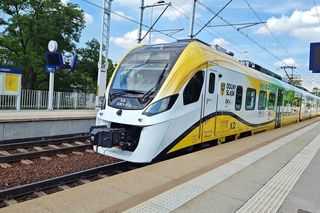 Jak tanio podróżować w długi weekend? Pociągiem po Dolnym Śląsku za mniej niż 30 zł!