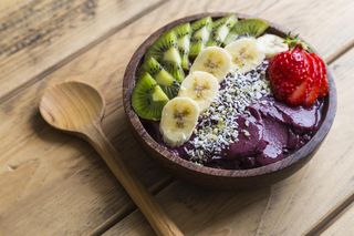 Czym udekorować smoothie bowl?
