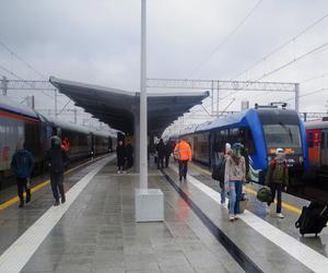 Nowy peron na stacji Olsztyn Główny gotowy. PKP pokazały zdjęcia