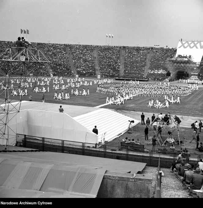 Manifestacja młodzieży na Stadionie X-lecia - 22 lipca 1979 r.