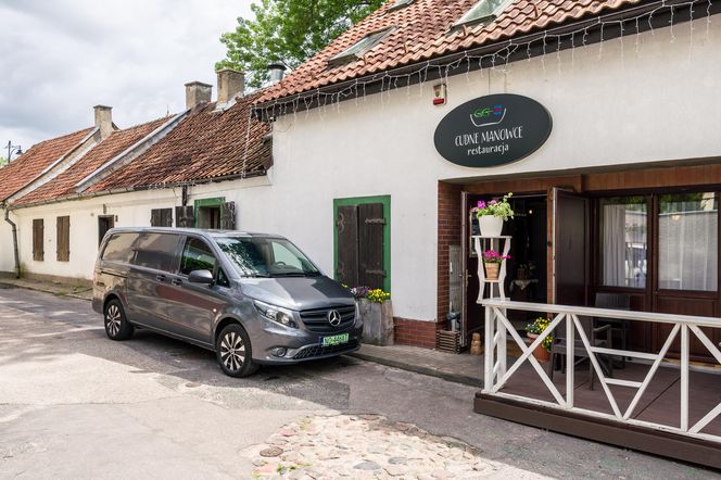 eVito w restauracji „Cudne Manowce”: z ogrodu prosto na stół