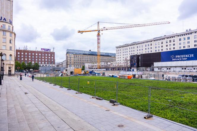 Parking podziemny pod placem Powstańców Warszawy w budowie