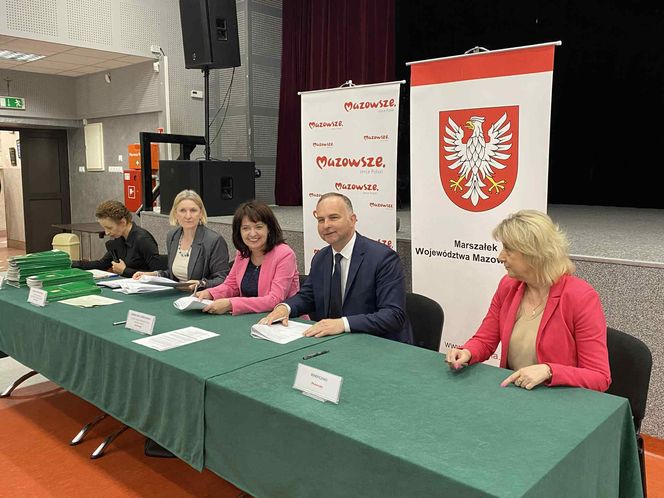Kilkadziesiąt nowych inwestycji w powiecie siedleckim z dofinansowaniem Mazowsza