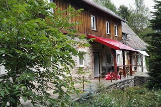 Przebudowa poniemieckiego domu. Zobacz zdjęcia przed i po 