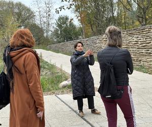 Spacer po parku pod Kopcem Powstania Warszawskiego