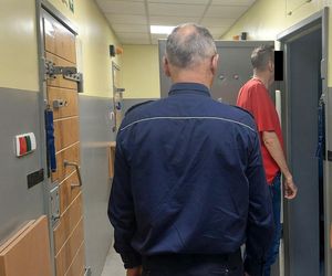 Policjanci z Grodziska Mazowieckiego pojechali do... Wadowic. Nielegalny aresnał broni zlikwidowany