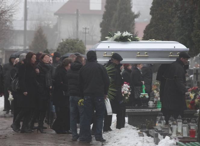 Pogrzeb Piotra G. (+24 l.), który zginął podczas ustawki kibiców Widzewa i ŁKSu