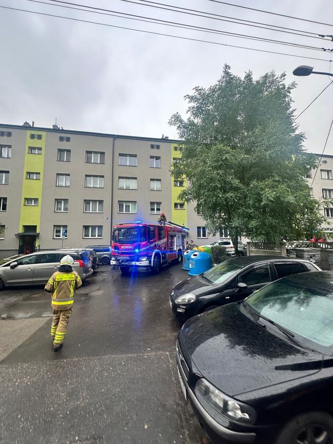 Tragiczny pożar w Piekarach Śląskich. Jedna osoba nie żyje