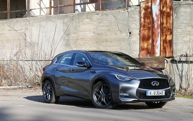 TEST Infiniti Q30 Sport 2.0 Turbo 7DCT AWD: design i technika drogą do sukcesu