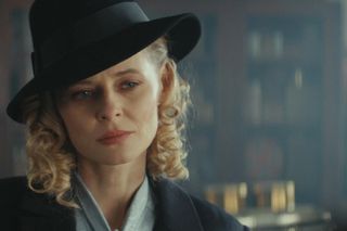 Zatoka szpiegów 2, odcinek 17. Greta (Karolina Kominek)