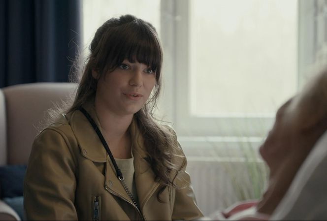 Na dobre i na złe odc. 957. staruszka Basia (Ewa Decówna), Matylda (Amelia Czaja)