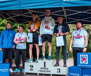 Sportowe emocje w Chorzowie. 150 biegaczy wystartowało w 6. edycji Chorzowskiej Dychy