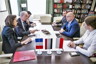 Ambasador Republiki Francuskiej w Toruniu. W poniedziałek spotkał się z marszałkiem Całbeckim i prezydentem Zaleskim