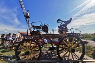 Piękne strażackie wozy zaparkowały w Sieroszewicach