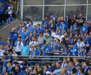 Kibice na meczu Lech Poznań - Jagiellonia Białystok. Kolejorz wypuścił z rąk zwycięstwo