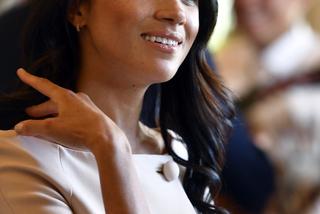 Rozpromieniona Meghan Markle na gali z królową i księciem Williamem