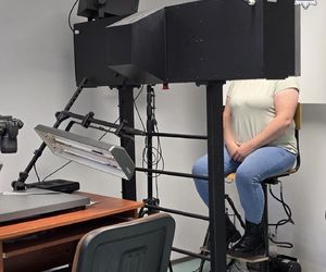 Pies przywiązany do płotu konał przez kilka dni. Została tylko skóra i kości