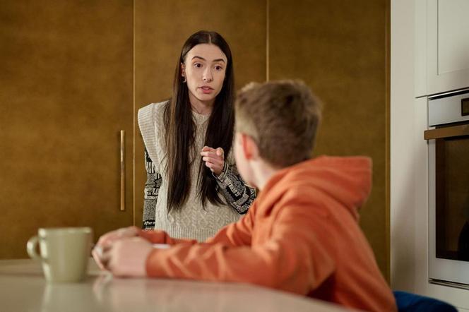 Na Wspólnej, odcinek 3791: Kacper (Tomasz Archacki), Antosia (Gabriela Jeżółkowska)