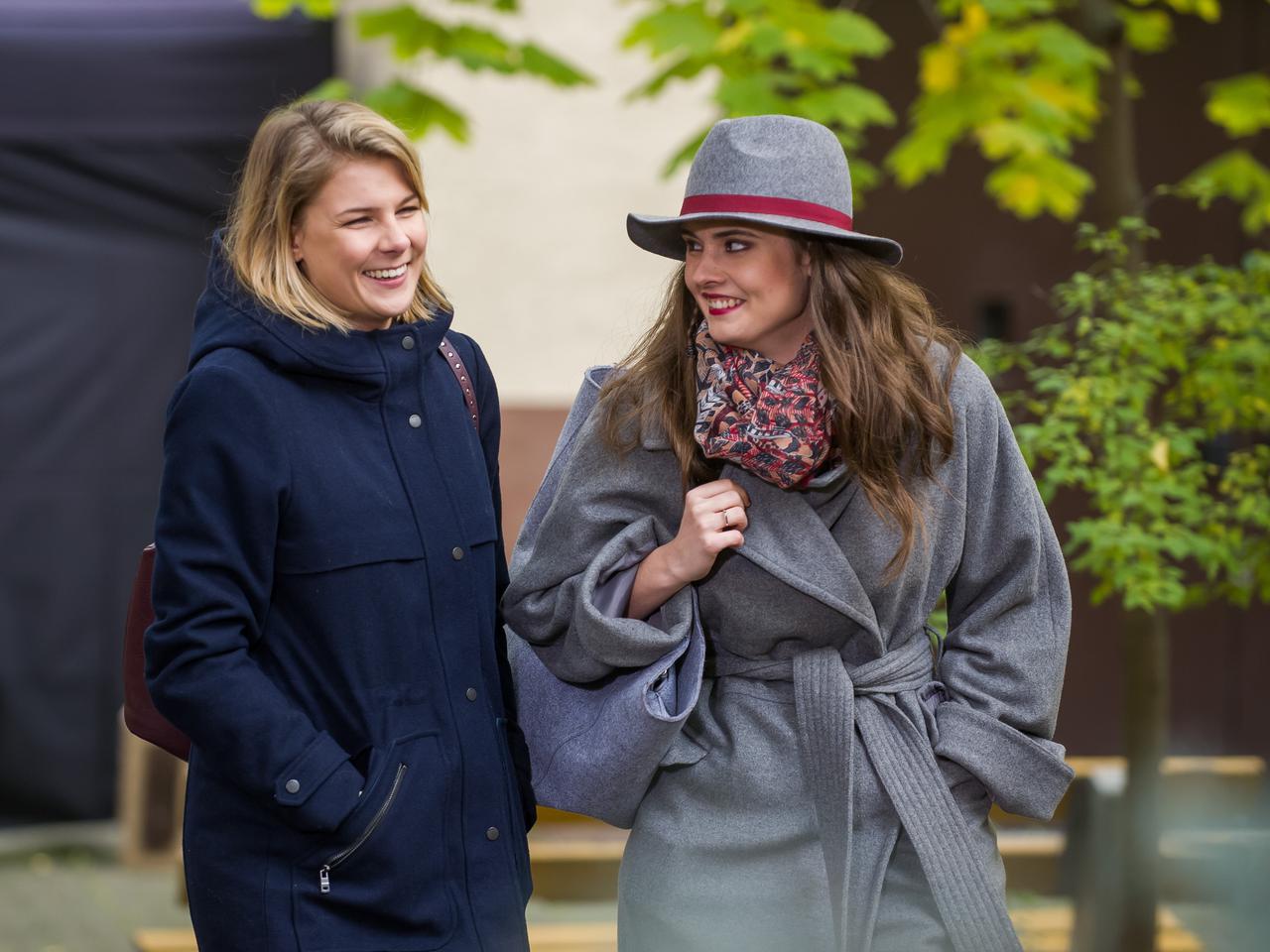 Na Wspólnej odc. 2223. Ola (Marta Wierzbicka), Klaudia (Julia Trembecka)