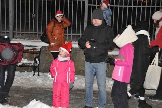 Parada Mikołajów i odpalenie choinki świątecznej w Kielcach