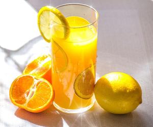Jak się robi lemoniadę? Idealny przepis na orzeźwiający, letni napój