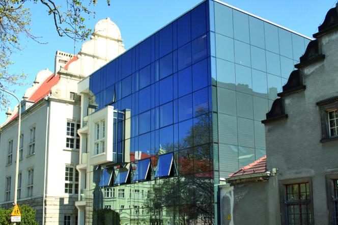 Remont i przebudowa budynku A10 Politechniki Wrocławskiej, ul. Norwida