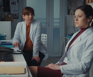 M jak miłość odc. 1867. Aneta (Ilona Janyst), Kasia (Paulina Lasota)