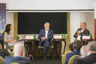 Debata z udziałem prezydentów: Aleksandra Kwasniewskiego i Bronisława Komorowskiego
