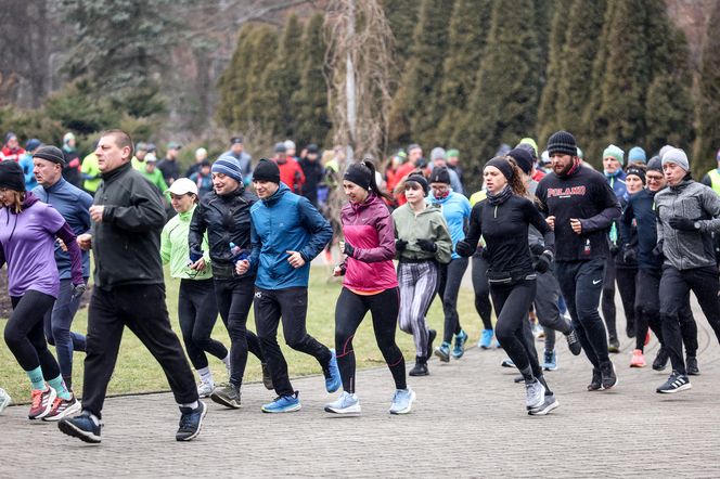 Sobotni parkrun jak zwykle przyciągnął tłumy. To wyjątkowy bieg w samym sercu Katowic ZDJĘCIA