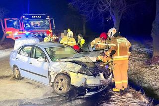 Wypadek na ośnieżonej drodze w powiecie rawickim [ZDJĘCIA] 