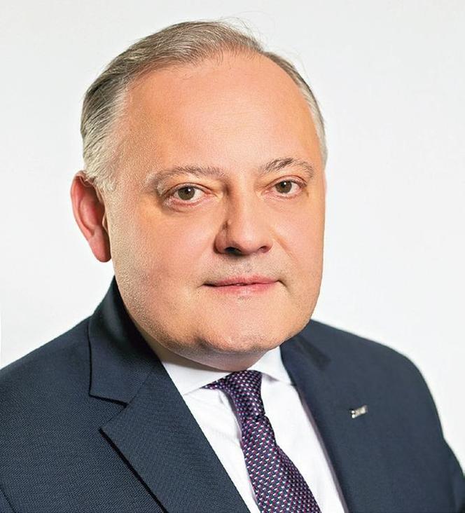 WOJCIECH DĄBROWSKI, prezes zarządu PGE Polskiej Grupy Energetycznej: