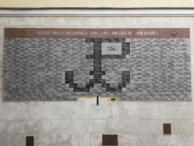 Wycieczka krajoznawcza Muzeum Regionalnego w Siedlcach śladem upamiętnień wojny polsko-bolszewickiej z 1920 roku