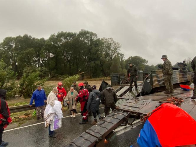 Powódź w Polsce: Wielkopolski WOPR wyruszył na pomoc!