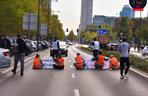 Ostatnie Pokolenie sparaliżowało centrum Warszawy