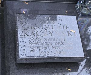 Grób rodziców Jarosława  Kaczyńskiego