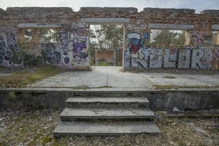 Otwock. Opuszczony Zaklad dla Nerwowo i Psychicznie Chorych Zydow Zofiowka