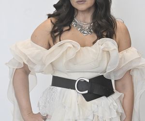 Gwiazdy na jesiennej ramówce Polsatu błyszczały błękitem i dekoltami poniżej pasa. Tylko Ada Fijał i Kasia Cichopek przełamały sztampę